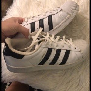 Adidas superstar
